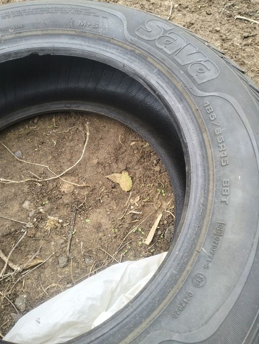 Продам шины 185/65/15