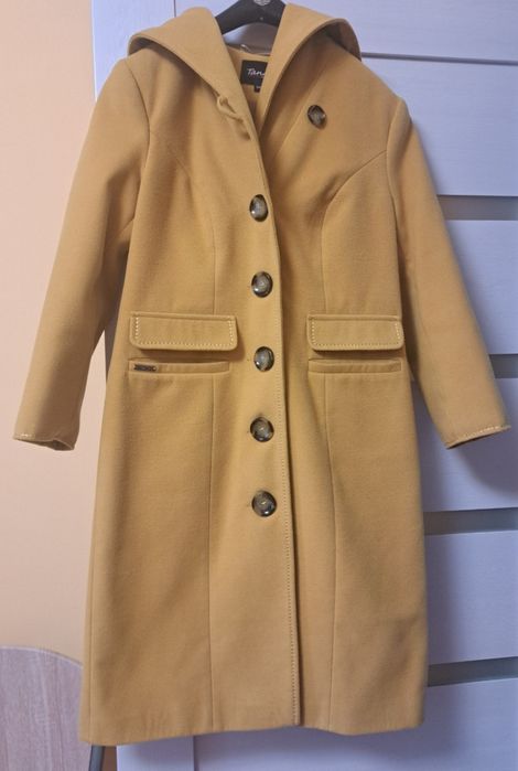 Palton cu continut de lana