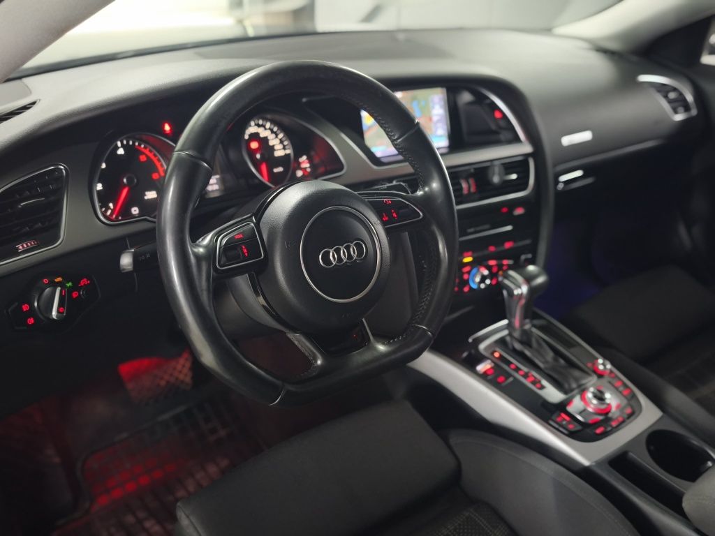 Vand Audi A5 2013