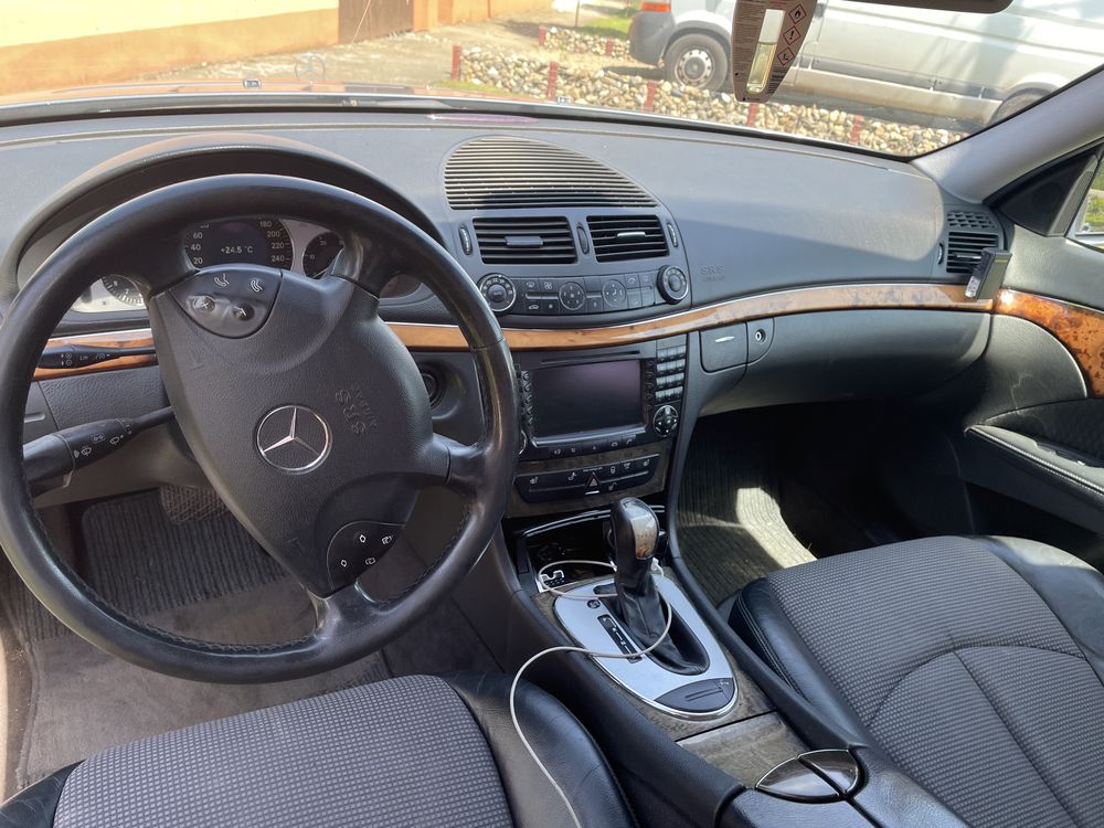 Mercedes e220 w211