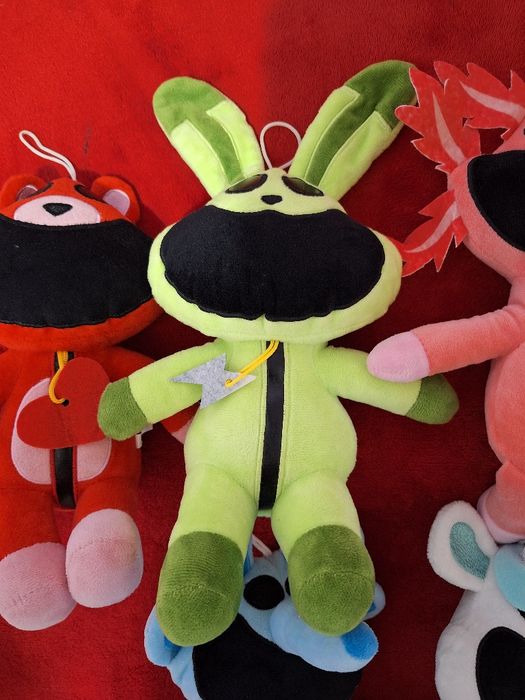 Smiling critters plușuri