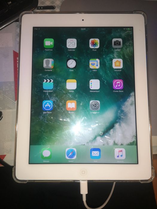 Apple iPad generatia a 4-a, Ecran Retina, 16GB, Wi-Fi, Alb