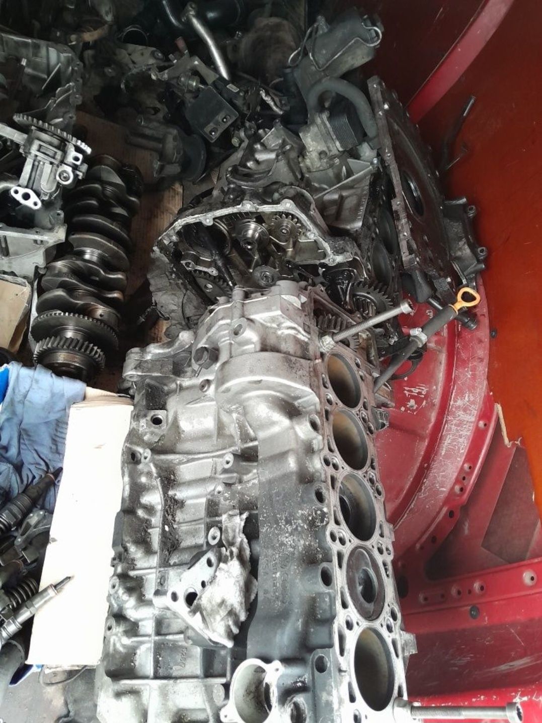 Двигатели НА ЧАСТИ за Фолксваген Т5/ VW Transporter T5 2.5 131  к.с