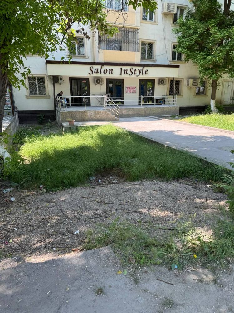 Продаётся (НЕ ЖИЛОЕ) ПОМЕЩЕНИЕ:  Чиланзарский район Перекрсток