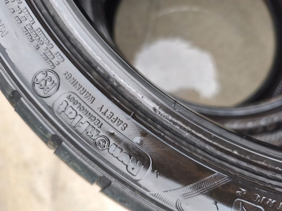 2 buc cauciucuri anvelope vara 255 35 R19 Goodyear Run Flat