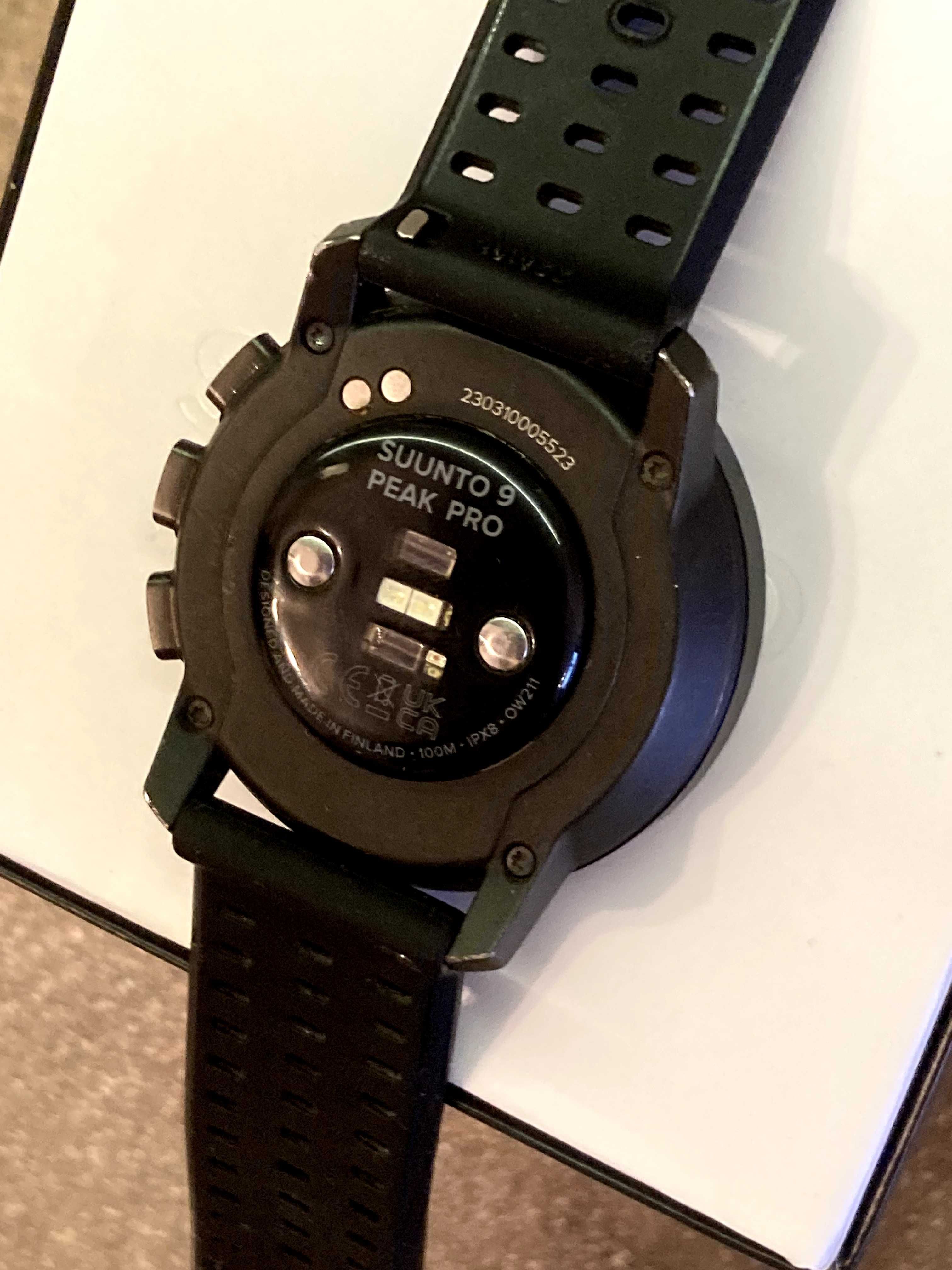 Спортен GPS часовник Suunto 9 Peak Pro All Black