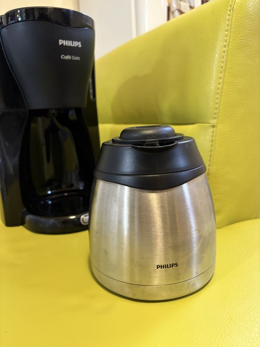 Cafetiere philips negru + 6 ceașcă