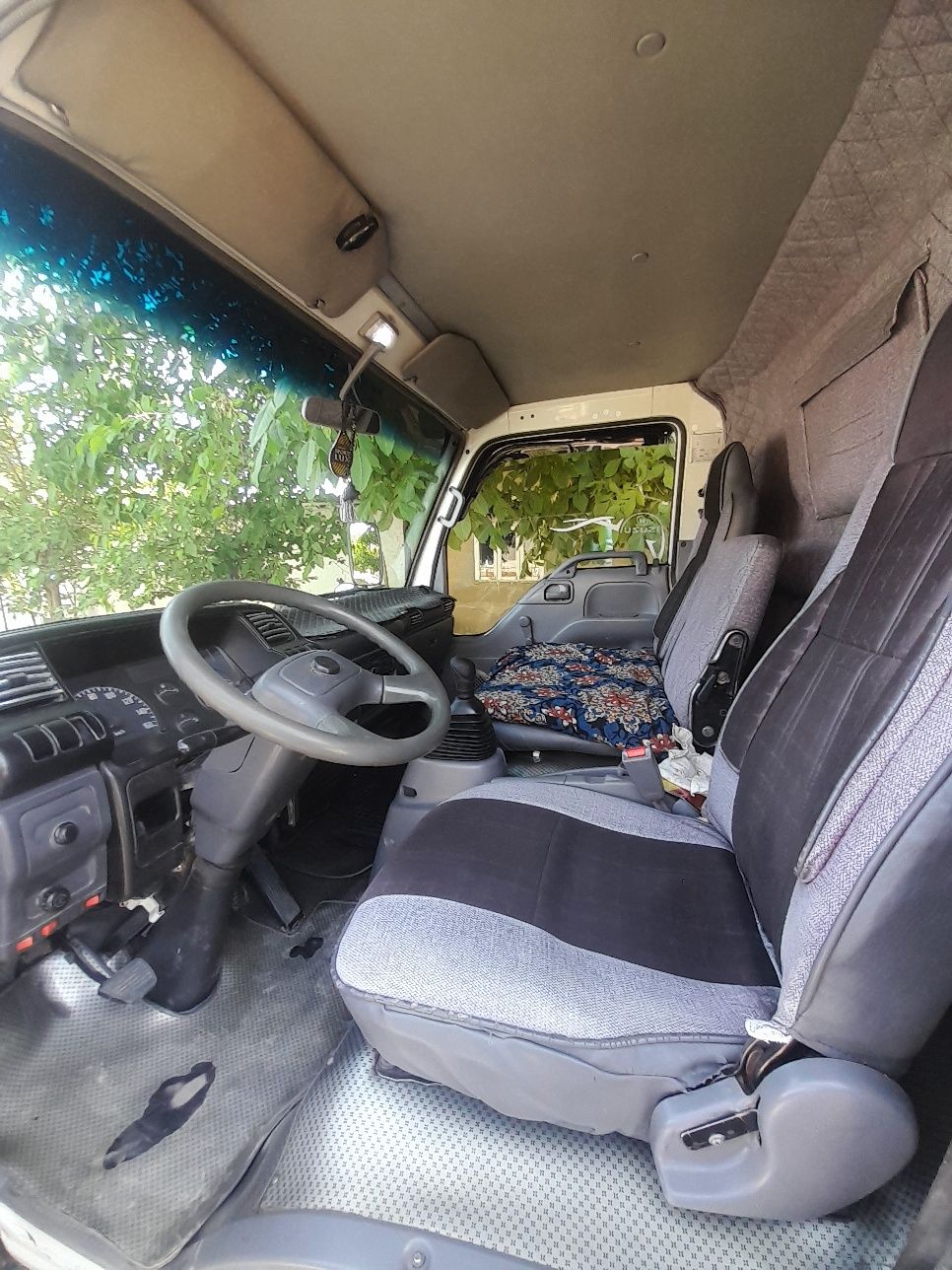 Isuzu sotladi 23000$