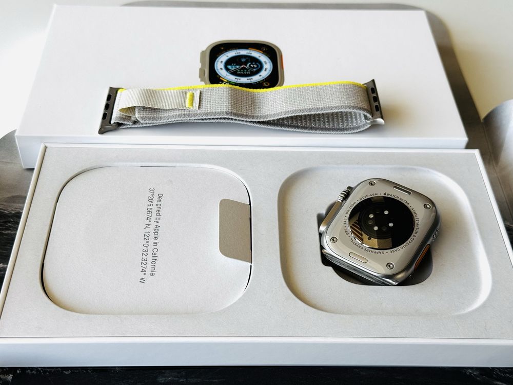 Apple Watch Ultra 49mm Titanium