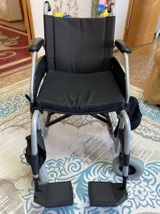 Инвалидная коляска