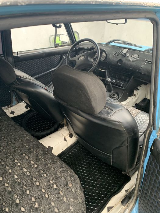 Ваз 2106 сотилади