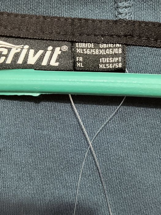 Hanorac marca Crivit mărime xl culoare vernil nou cu eticheta