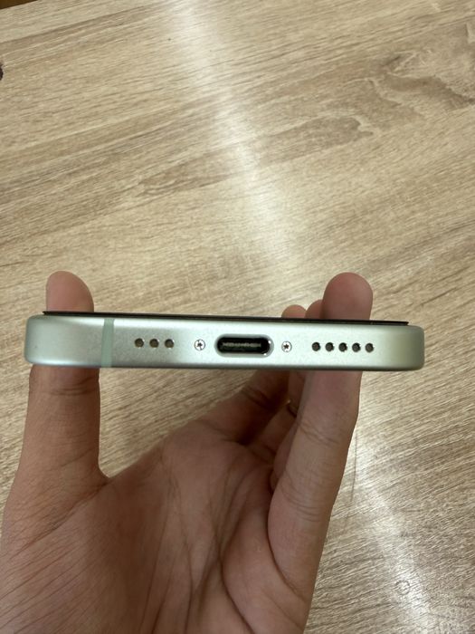 iPhone 15 b/u lekin, yangidek.