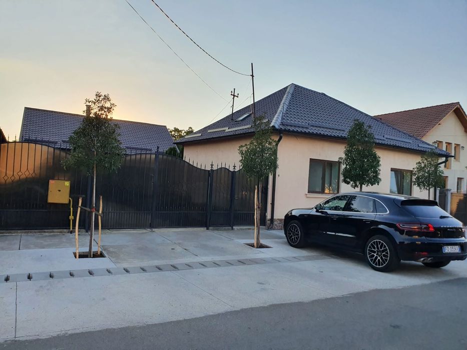 Casă de vânzare Chișineu-Criș Strada Canepii 9