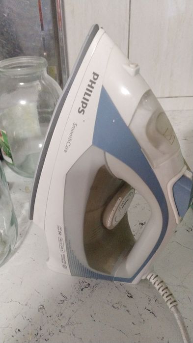 Продам утюг в хорошем состоянии