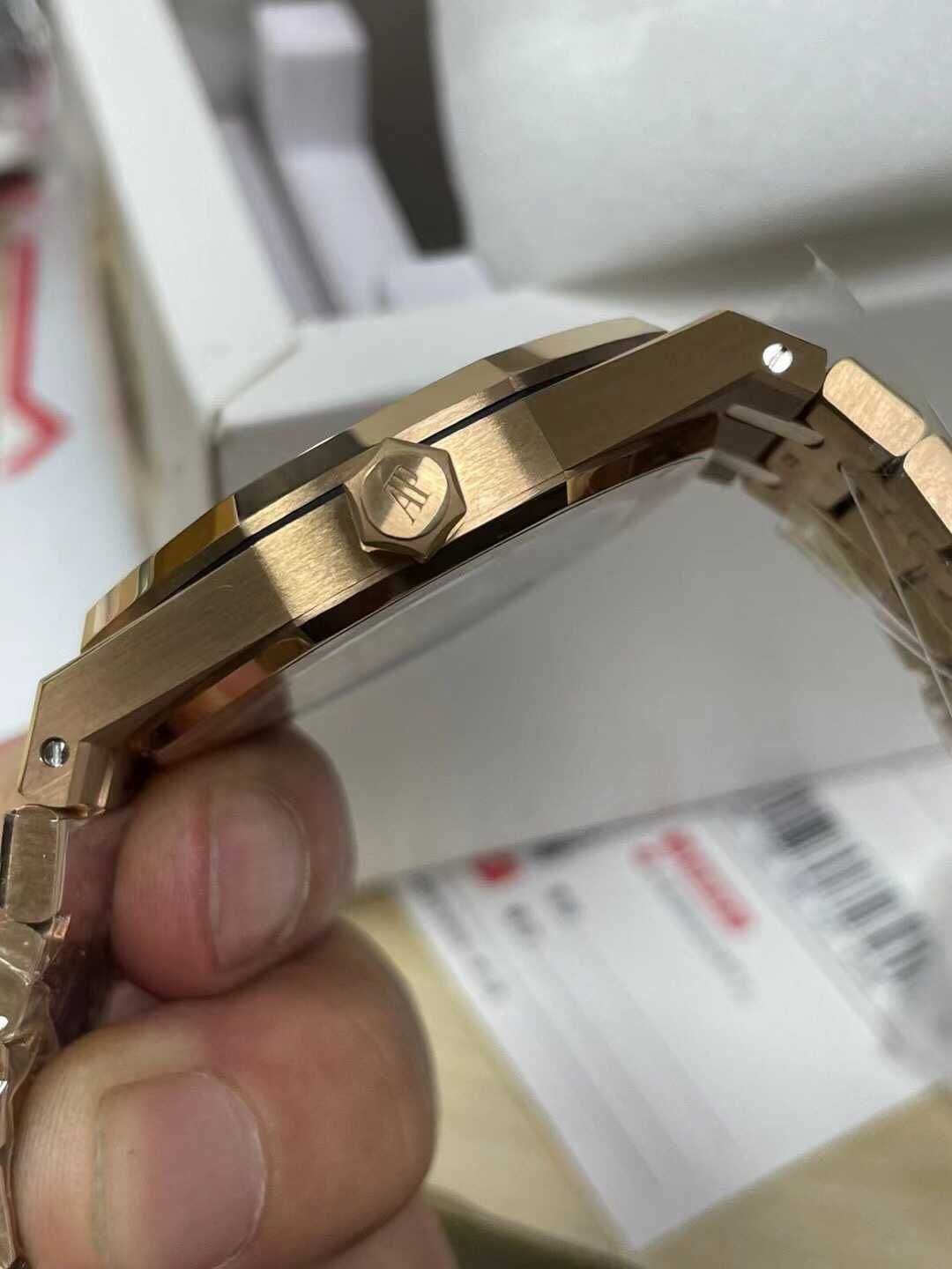 Audemars Piguet Royal Oak Злато / Черно