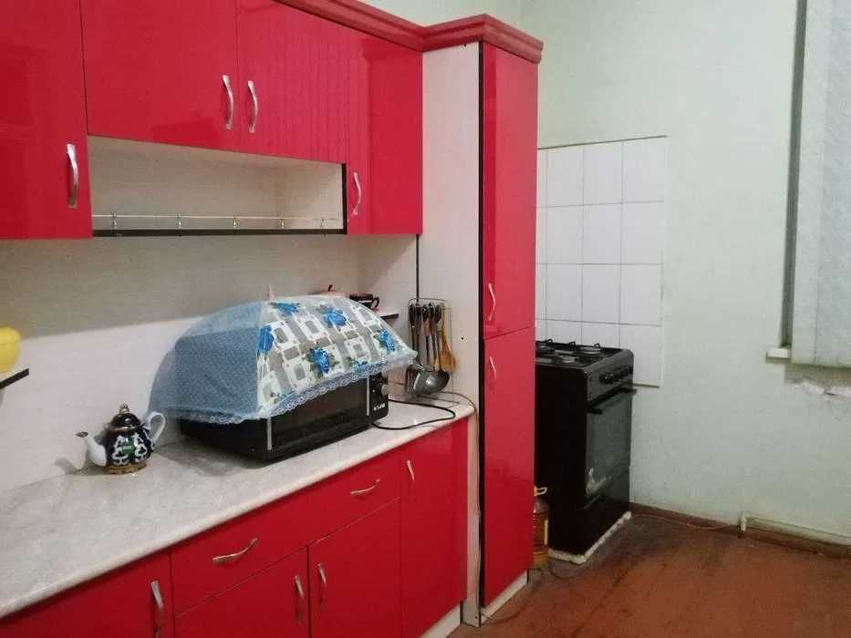 ДОМБРАБАД. участка 3,5 сотих. 6 хона  120 м² Фасад 16 метр