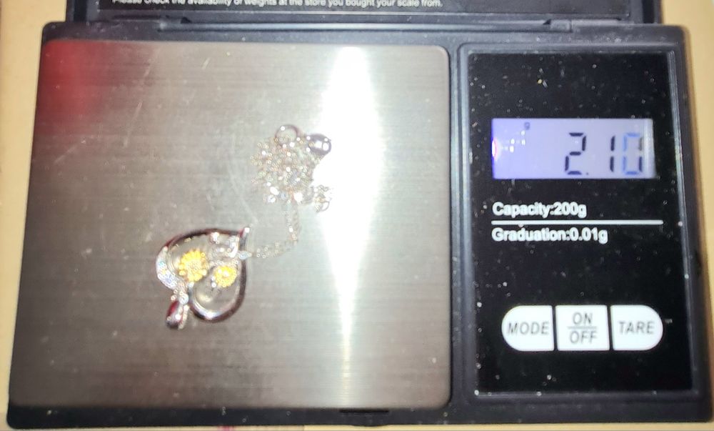 Colier din aur galben de 9k cu diamante