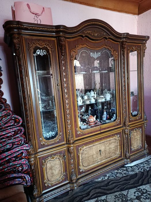 Китайский комод