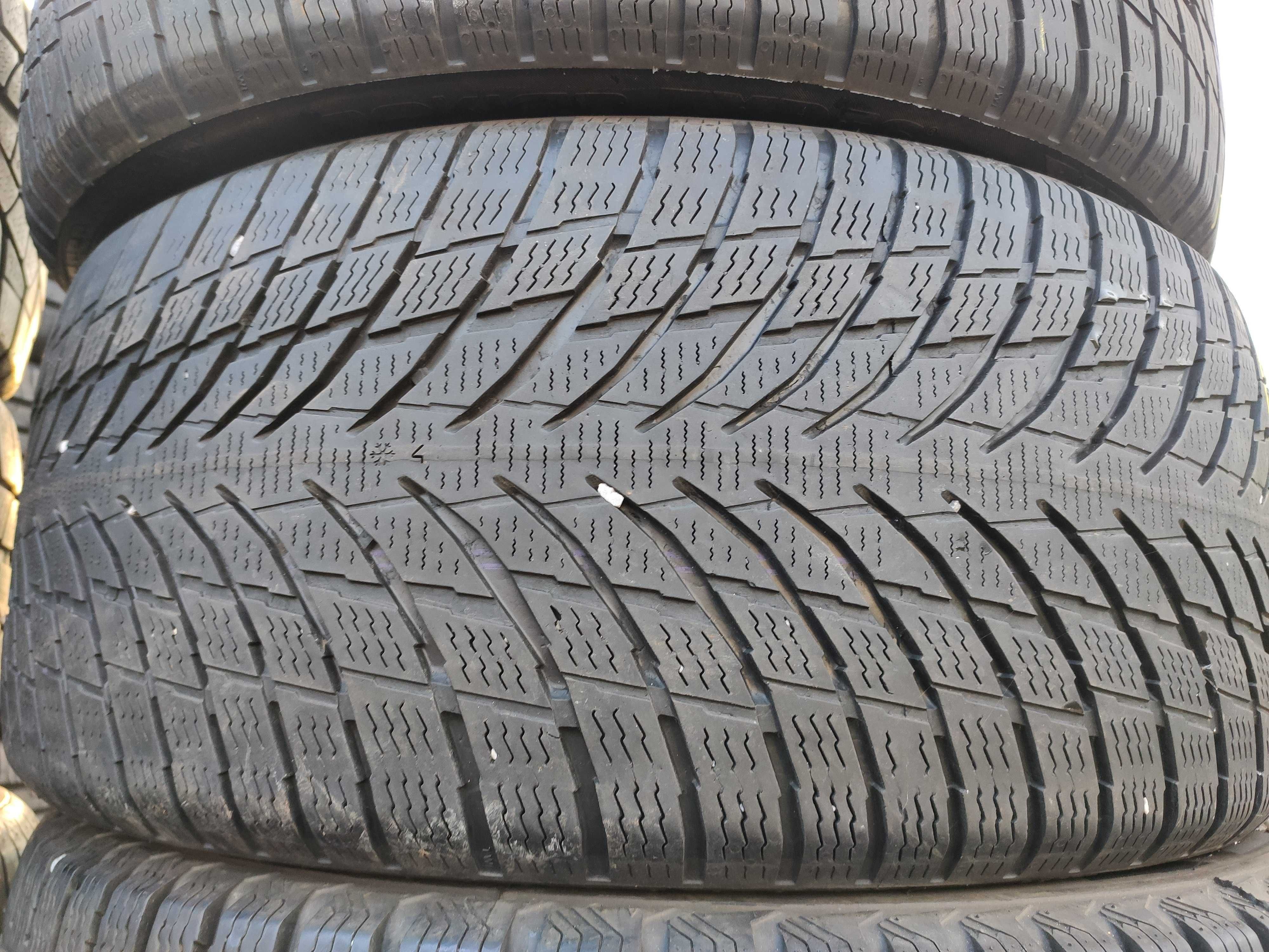 4бр Зимни Гуми 235 40 19 - Nokian - DOT 2021
