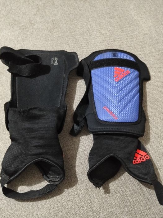 Футболни кори  Adidas