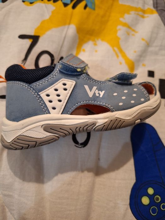 Детски сндали 20