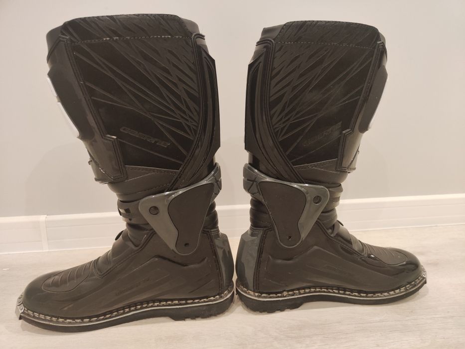 Кросови ботуши GEARNE FASTBACK 45 номер