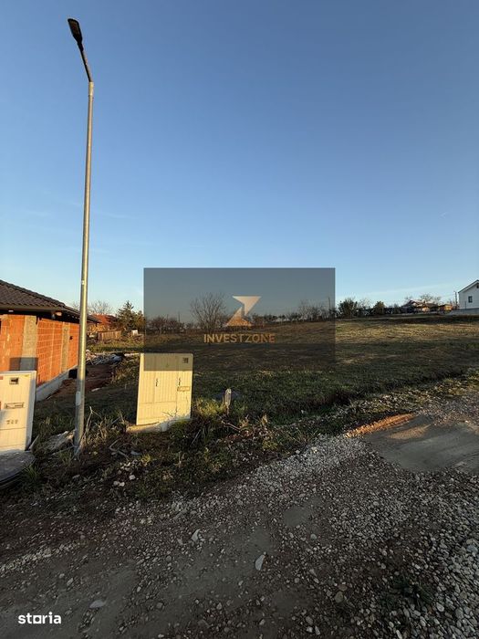 800 mp teren intravilan cu utilități Oradea str.Livezilor