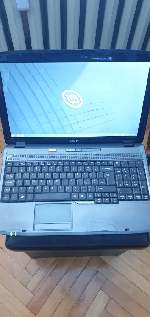 Acer Samsung лаптоп 17''