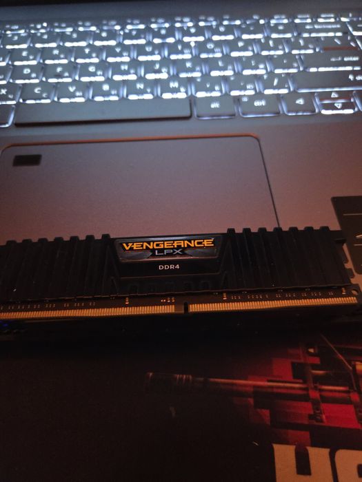 Corsair Vengeance 16Gb (без торга)