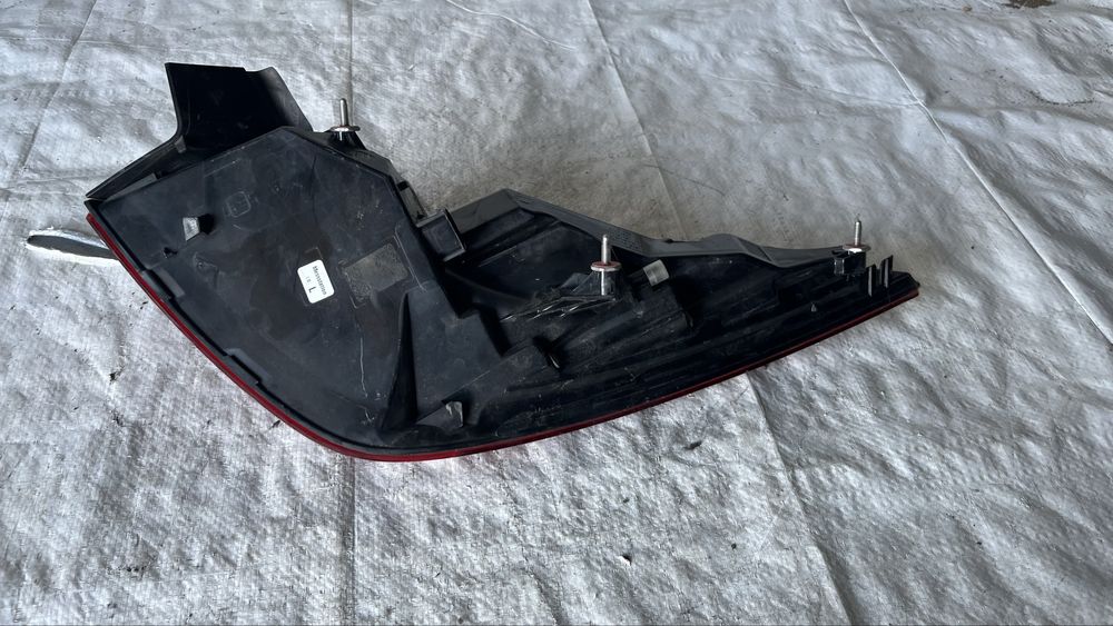 Ляв стоп Mercedes CLA 118