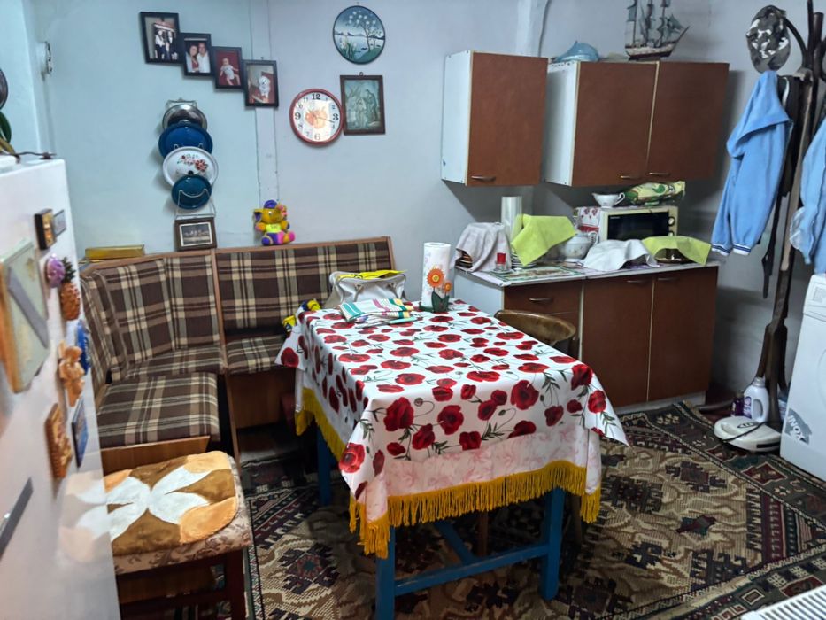 Vand casa cu 3 camere in Giurgiu