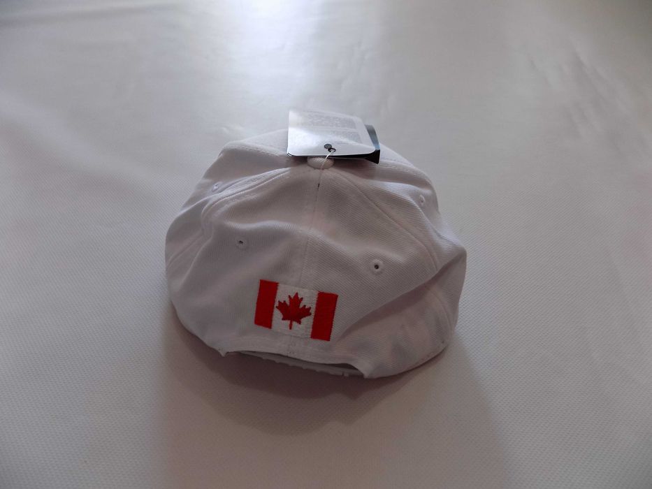 нова шапка/шапки nike canada  peak performance rains оригинална мъжка