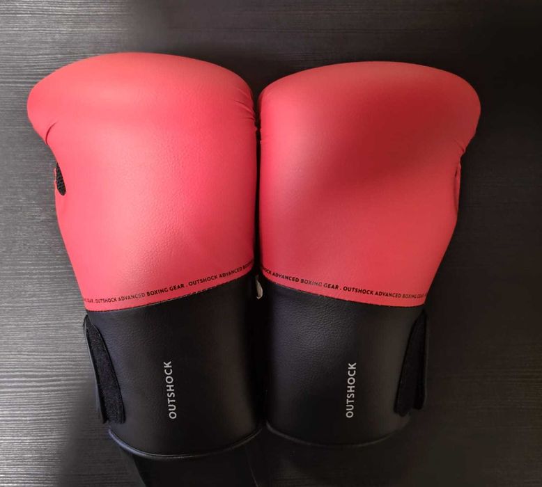 Mănuși de box OUTSHOCK