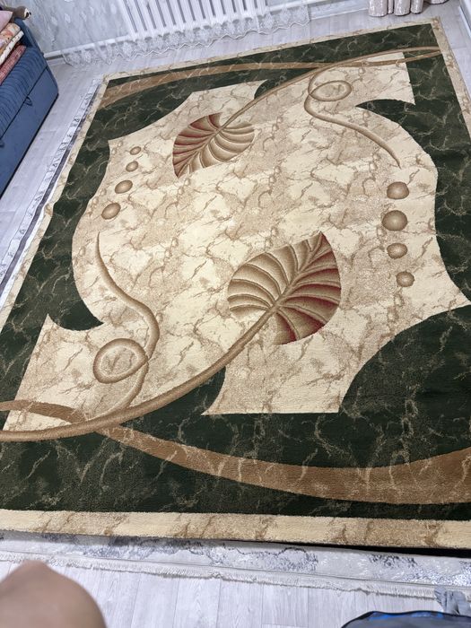 Продам натуральный ковёр