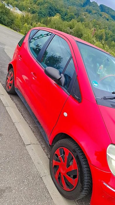 Vând Mercedes Benz A140