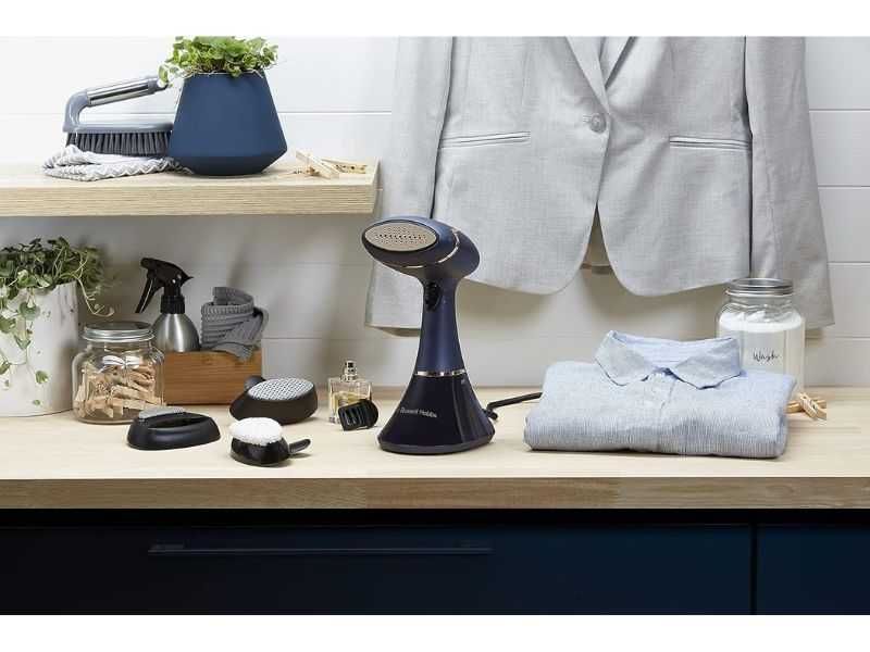 Уред за гладене с пара Russell Hobbs Steam Genie Aroma
