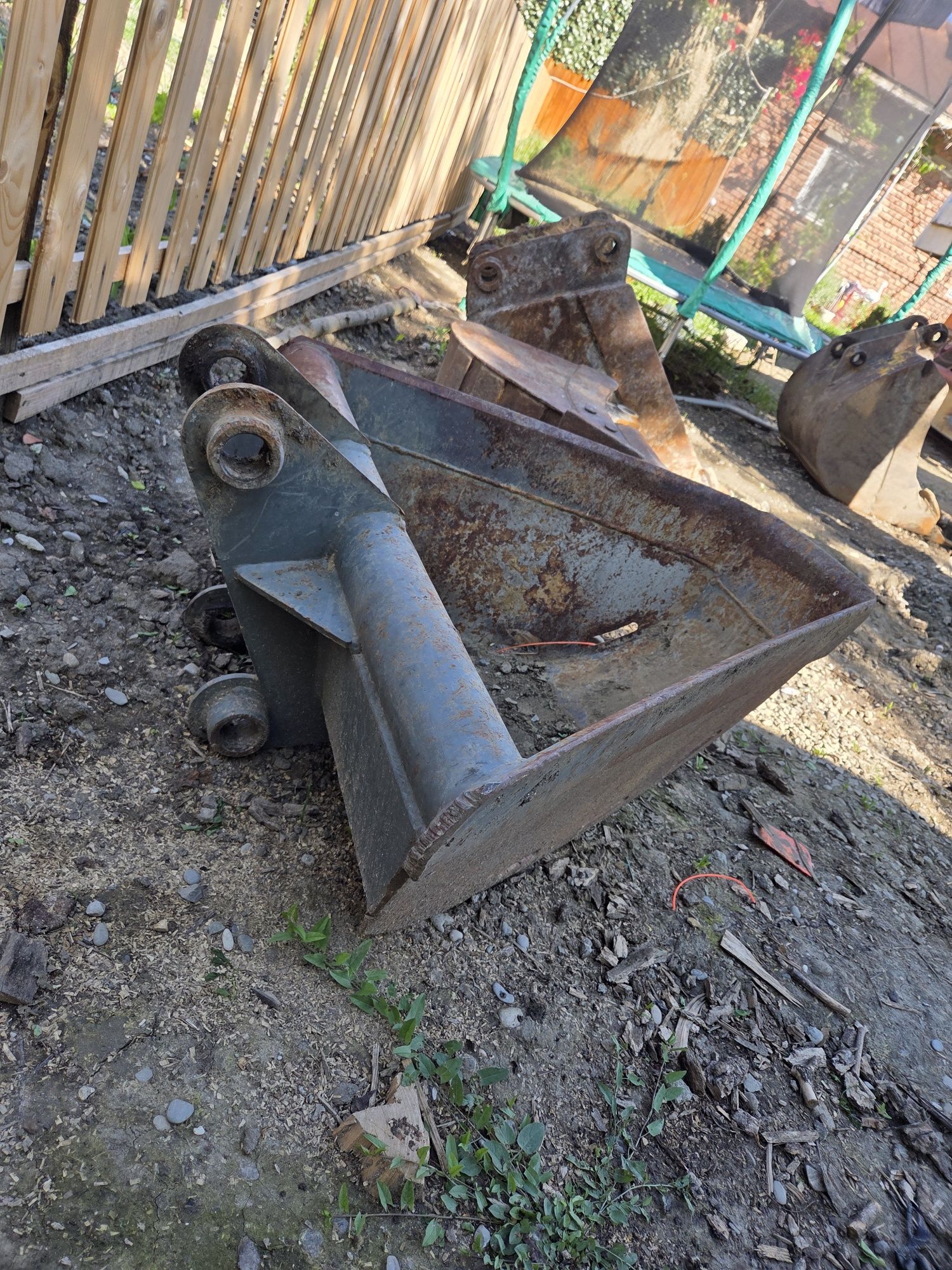 Cupa trapezoidala(sant) jcb 3cx