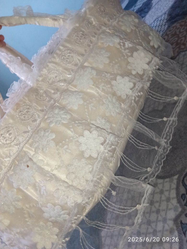 Chaqalaqlar uchun qiz bollaarga ham ög'il bolalaega ham mos keladi