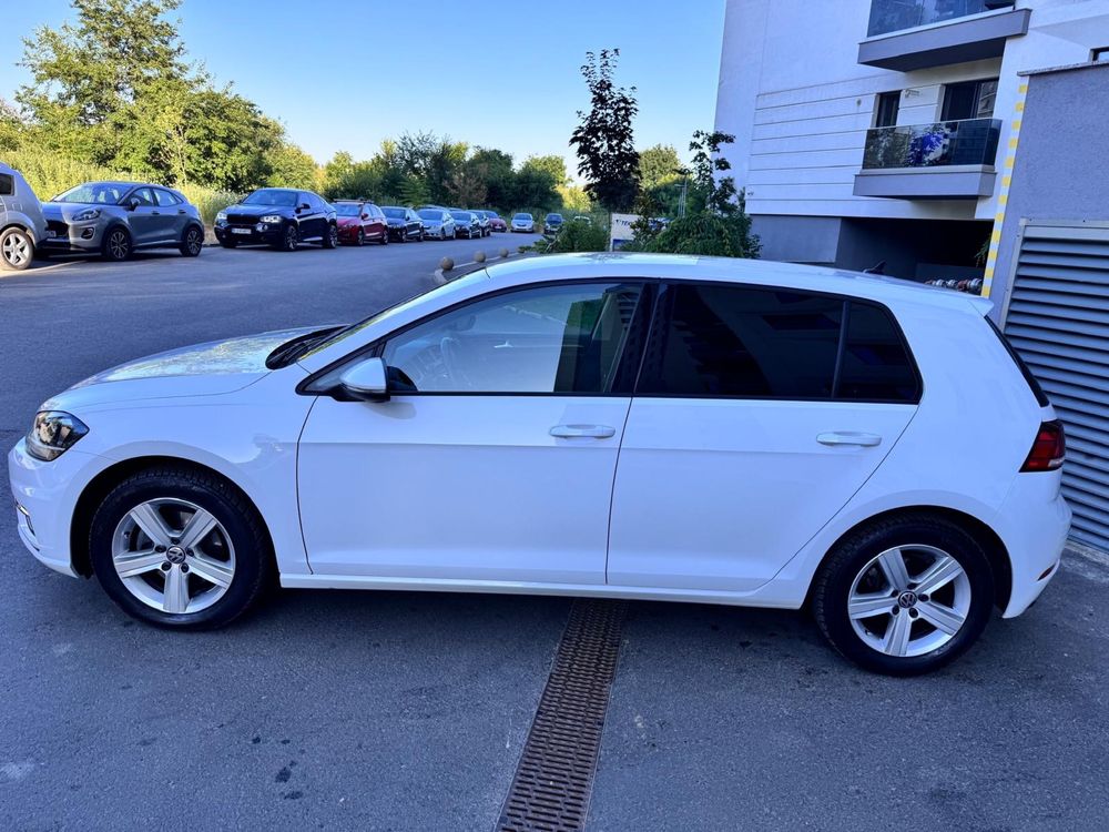 VW Golf Comfortline 1.6 TDI 115 CP/ 85KW