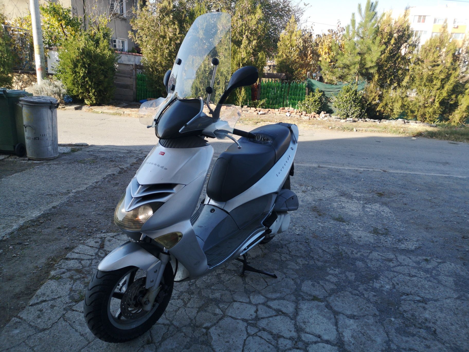 Aprilia Leonardo 250