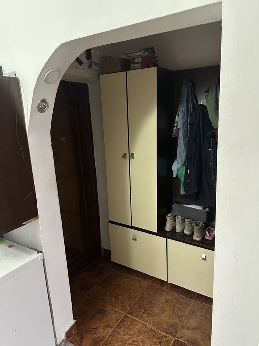 Vand urgent apartament 2 camere transformat in 3 , B-dul Republici