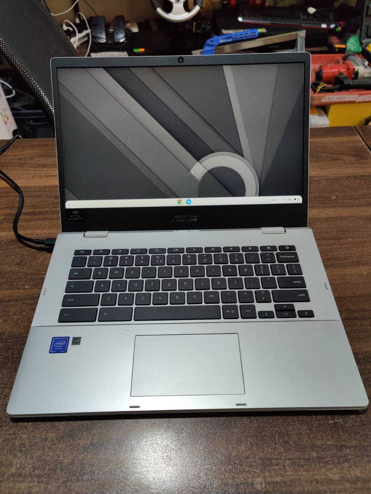 Продавам ASUS Chromebook CX1400CN