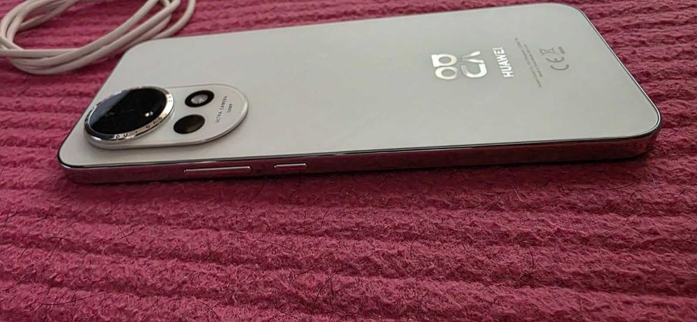 HUAWEI nova13 256GB 12+3GB RAM White-Като нов! нов!