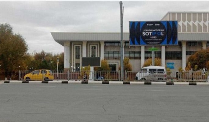 Led ekranlarda reklama Andijonda. Реклама на лед экранах Андижона
