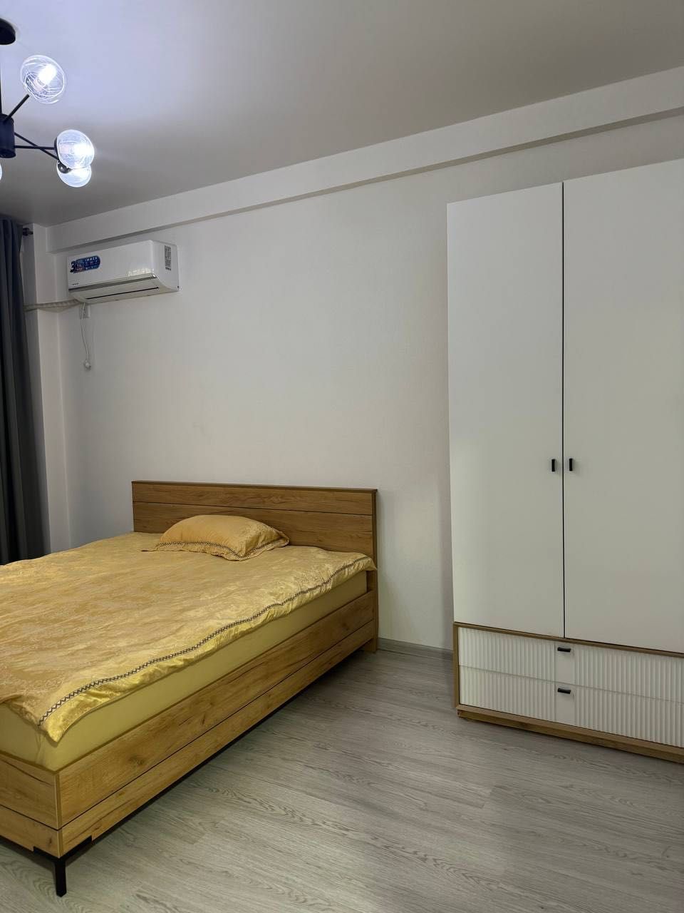Продам свою однокомнатную квартиру. Авиатор, Паркент. 1/2/9