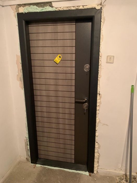 Usa MEGA DOOR Prestige   1 750 lei