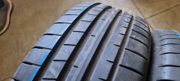 225/45/19 DUNLOP Run flat 4бр