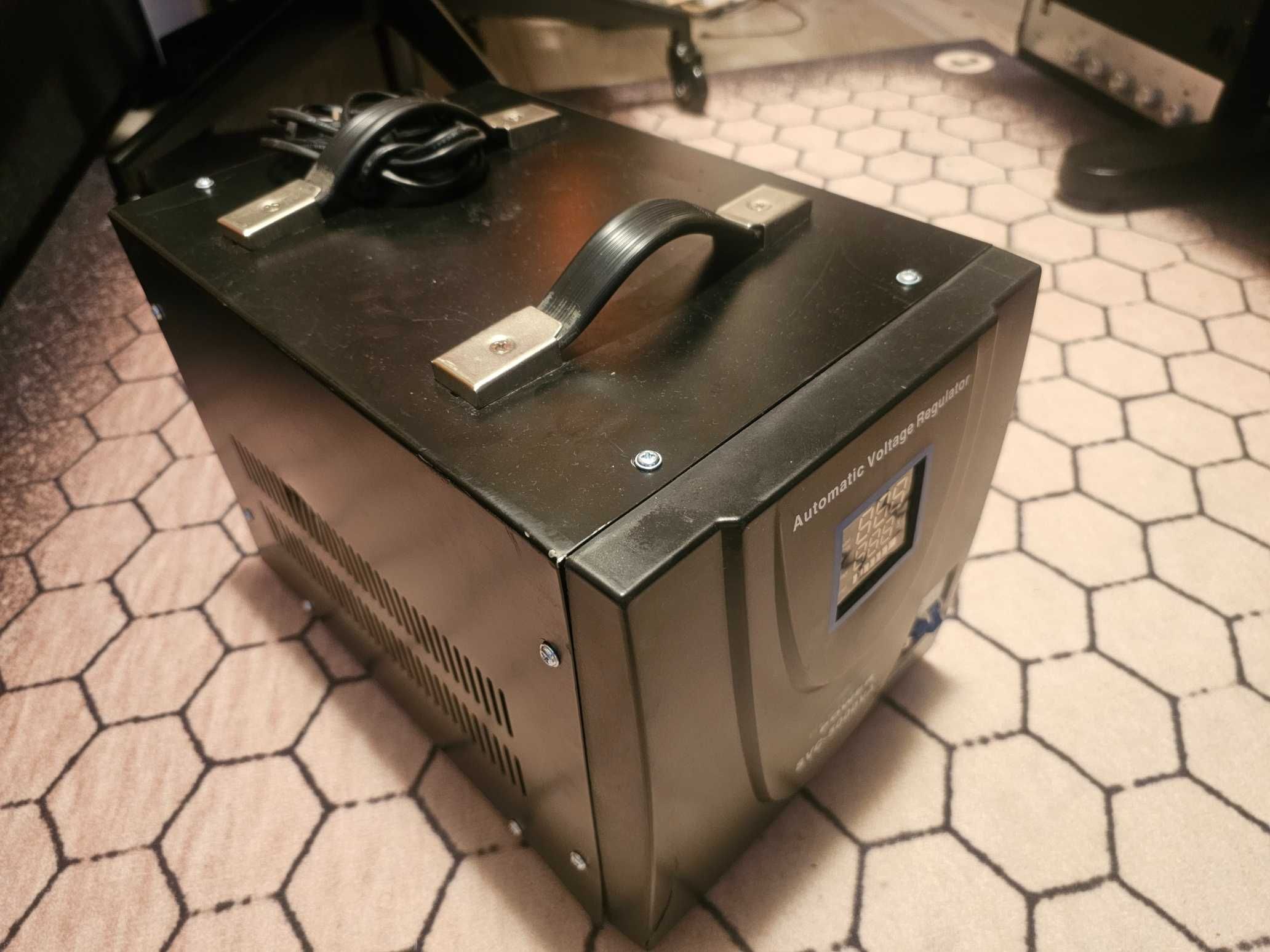 Stabilizator tensiune cu servo Electropower EP-SVC-5000VA-(4000W)-230V
