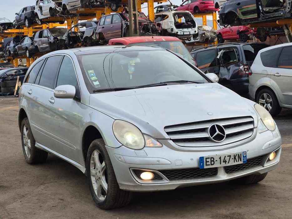 Dezmembrez Mercedes-Benz R-Class W251 [2005 - 2010] 3.0 cdi om642.950